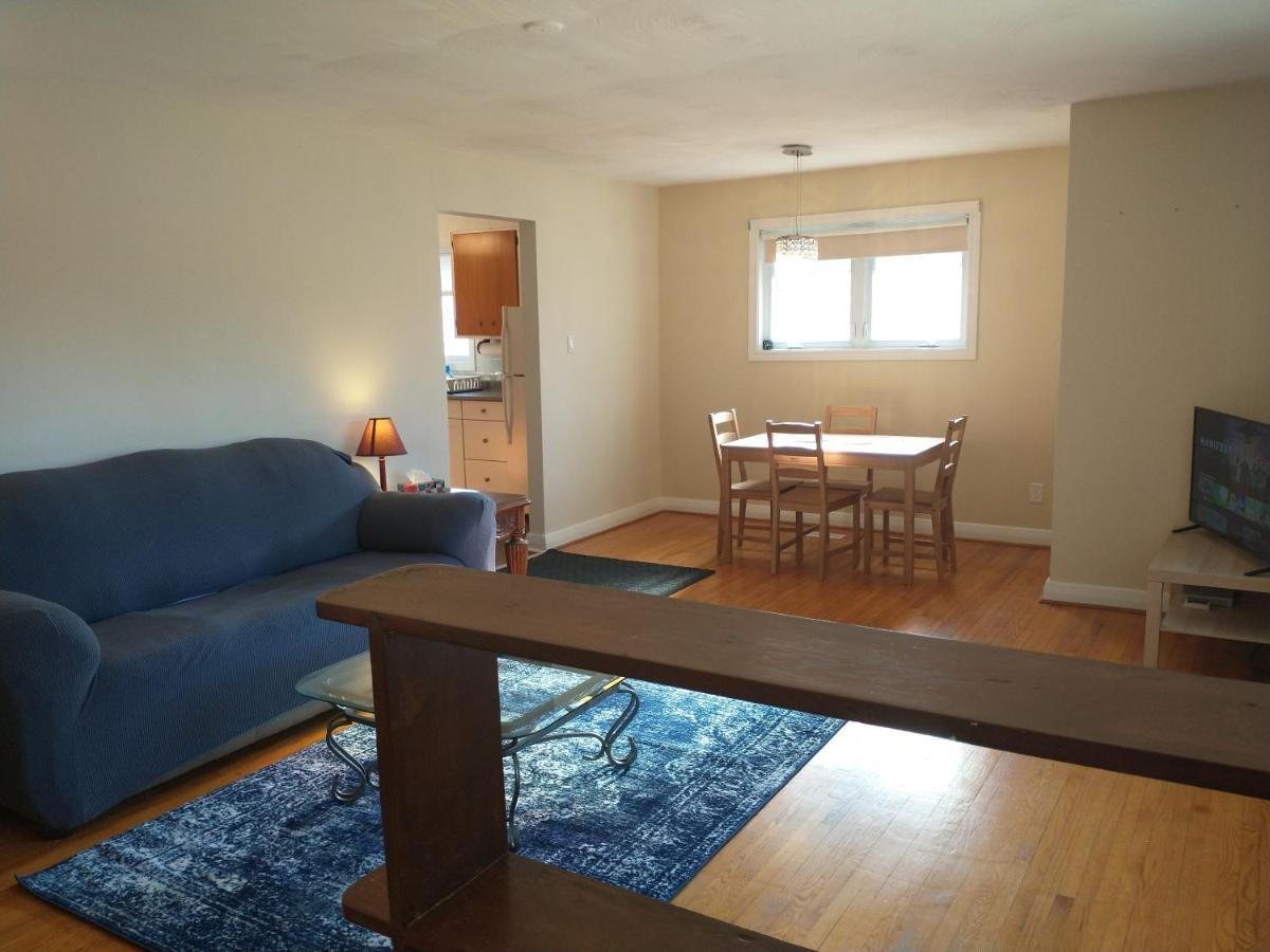 הוילה Barrie North Retreat - Quiet And Friendly מראה חיצוני תמונה