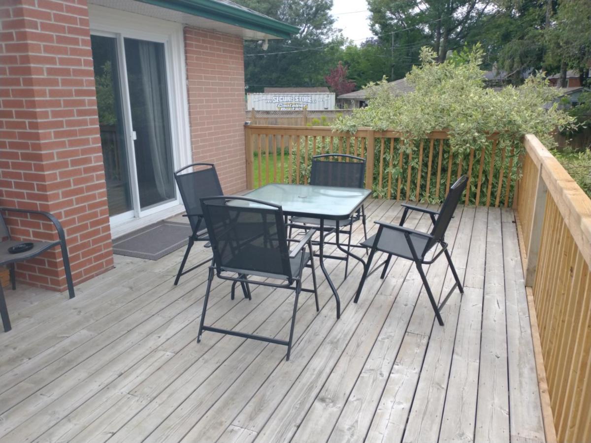 הוילה Barrie North Retreat - Quiet And Friendly מראה חיצוני תמונה