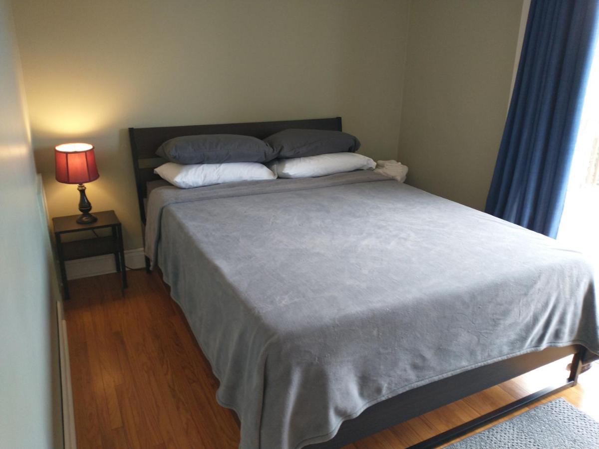 הוילה Barrie North Retreat - Quiet And Friendly מראה חיצוני תמונה