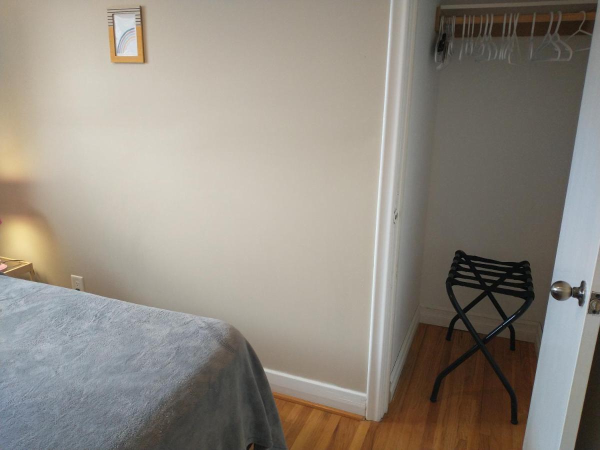 הוילה Barrie North Retreat - Quiet And Friendly מראה חיצוני תמונה